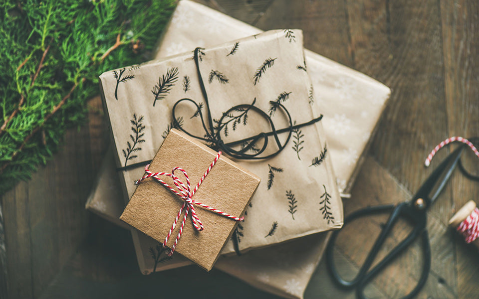 A Thoughtful Guide to Selecting Black Friday Gifts for Mature Women