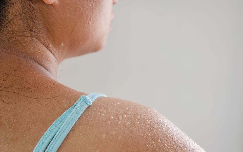 How to Deal With Underboobs Sweat and Rashes?