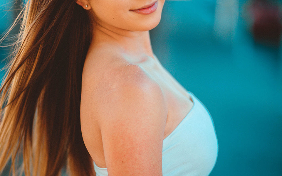 Adhesive Bras: The Ultimate Solution for Backless and Strapless Outfits